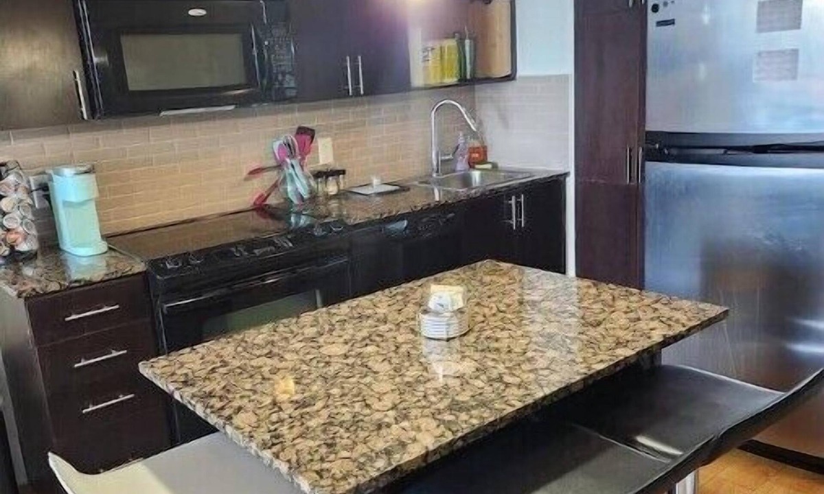 Wynford-Concorde Condo | Cozy Condo with Amazing views and Amenities