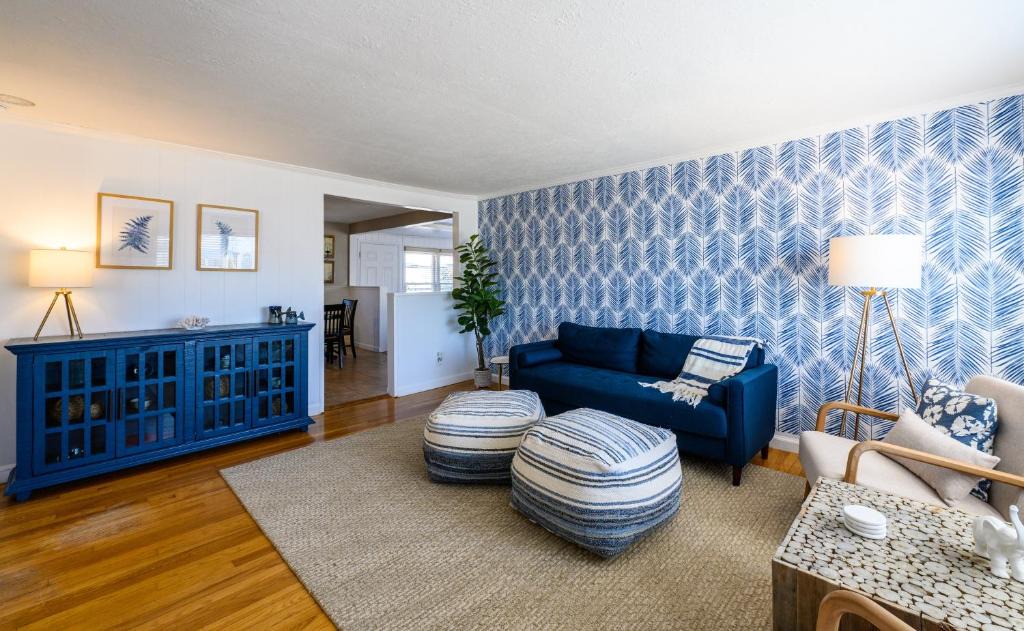 Morgan Point House | Cozy Connecticut Beach House