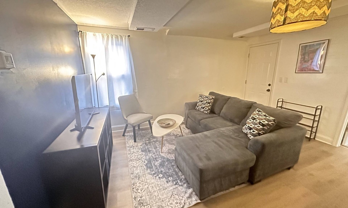Minneapolis Apartment | Cozy & Convenient Duplex, Near Downtown