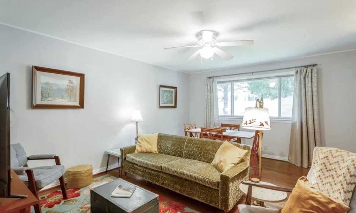 Lupton City House | Cozy Convenient Mid-Century Apt!