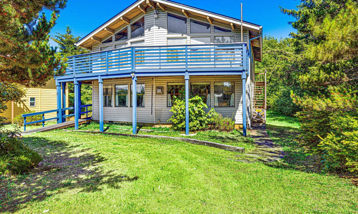 Copalis Beach Cottage | Cozy Copalis Beach Cottage Escape