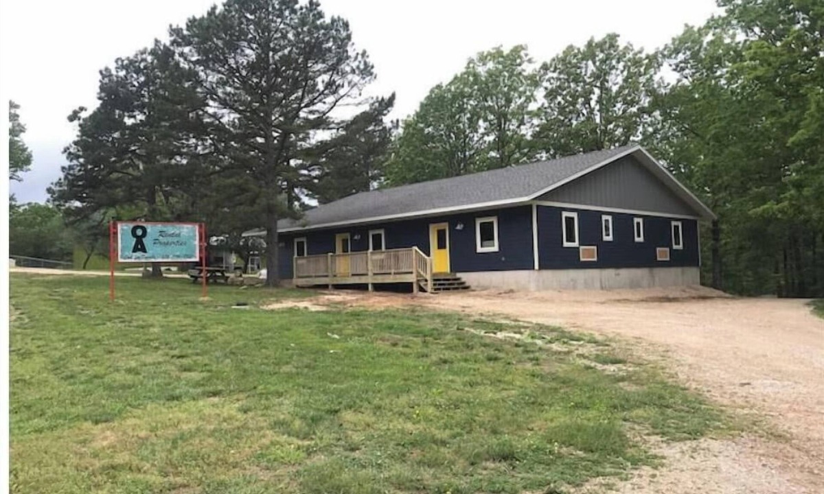 Van Buren Apartment | Cozy Corner