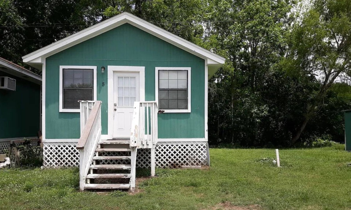 Huntsville Cottage | Cozy Cottage #5, Walker County, Texas