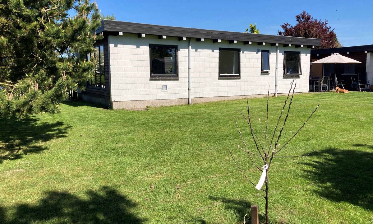 Skastrup Strand House | Cozy cottage close to the beach