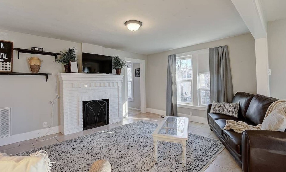 Joplin Cottage | Cozy Cottage in Joplin