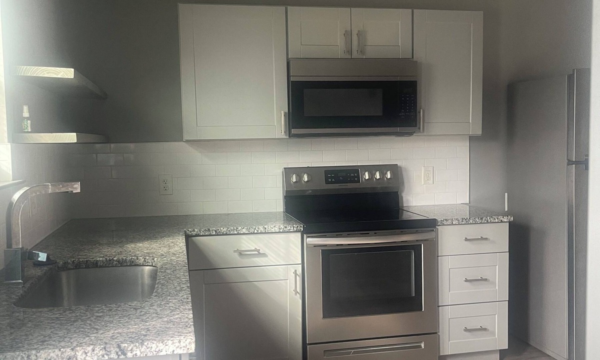 Cedar Hill House | Cozy Cottage nCedar Hill nWelcoming house with AC in charming Cedar Hill