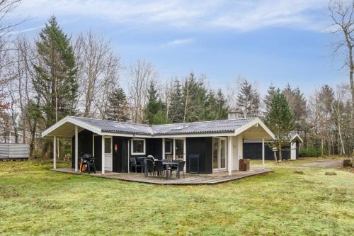 Ronbjerg House | Cozy Cottage Near Limfjorden