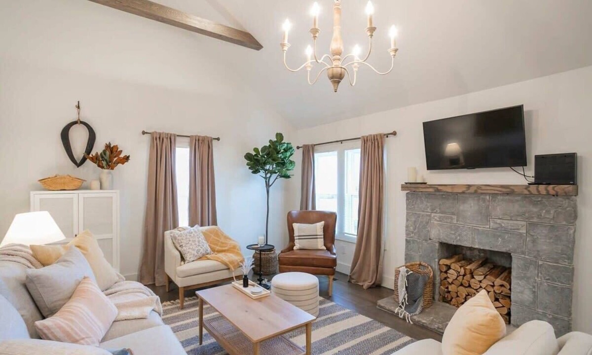 Donelson Hills House | Cozy Cottage Near Opryland