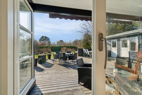 Smidstrup Strand House | Cozy Cottage Only 500 M From The Sea