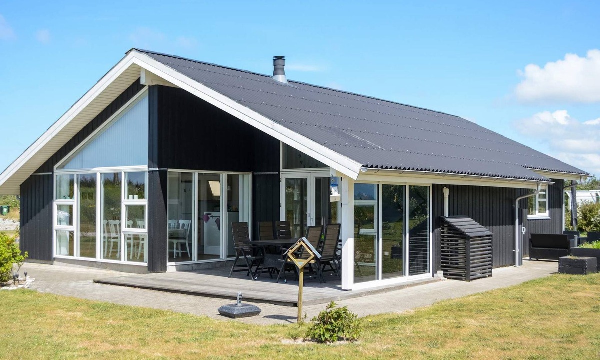 Brovst House | Cozy Cottage Retreat in Tranum-By Traum