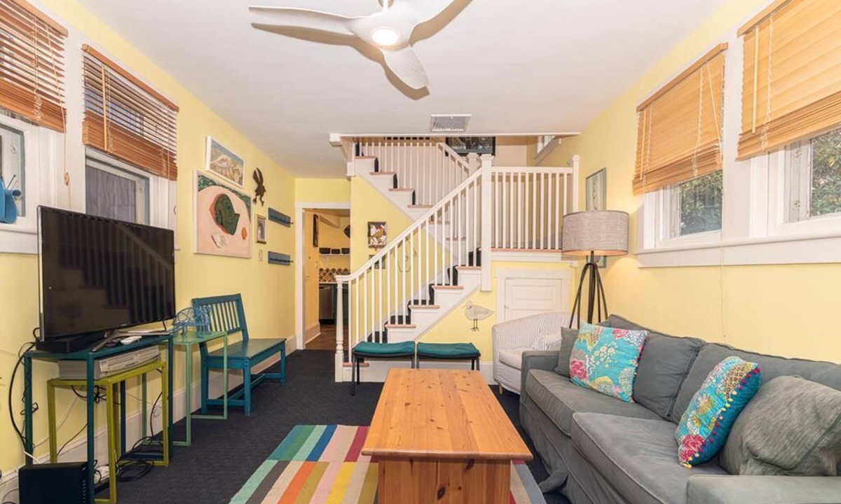 Cape May Cabin | Cozy Cottage | Steps from Congress Hall & Beach