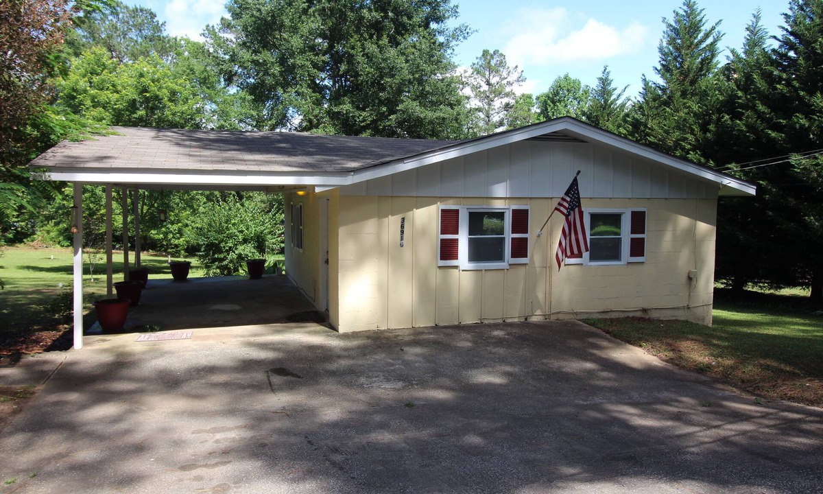 Cedar Grove House | ........Cozy Cottage