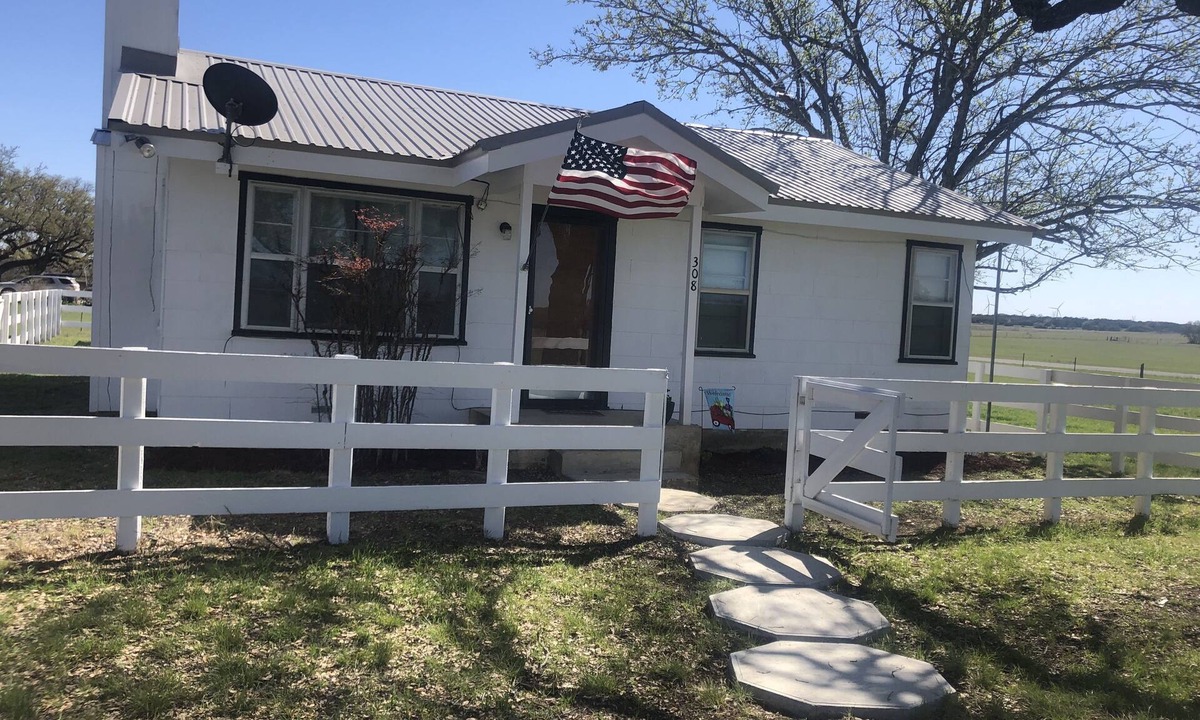 Goldthwaite House | Cozy Cottage