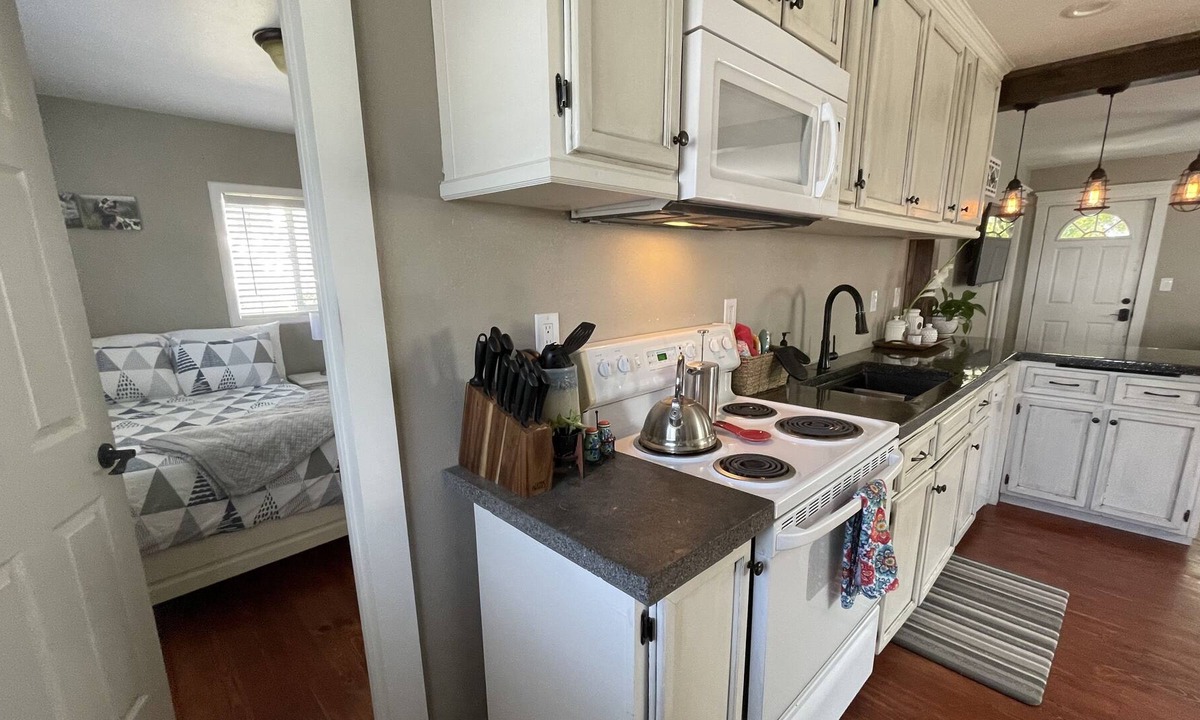 Potlatch Cottage | Cozy Cottage