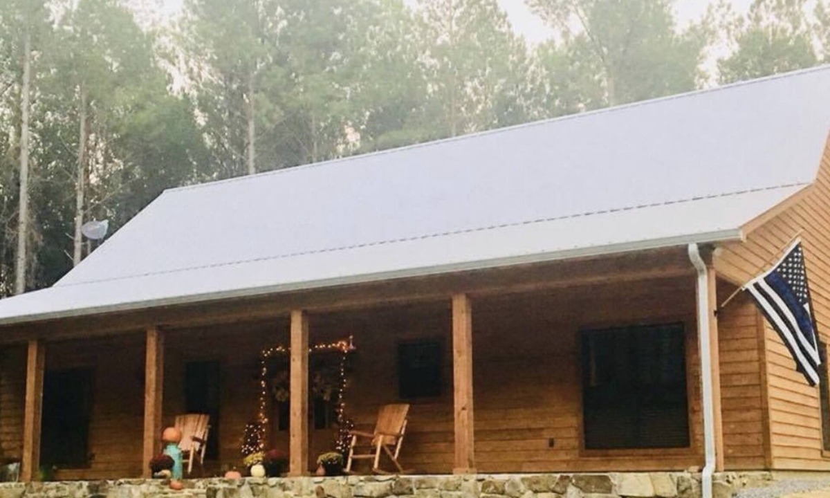 Sturgis Cabin | Cozy country Cabin