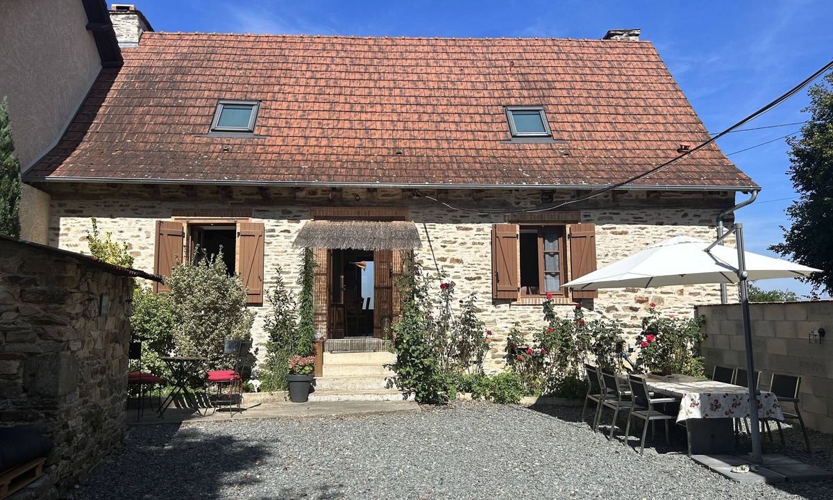 Jumilhac-le-Grand Cottage | Cozy country home with private pool