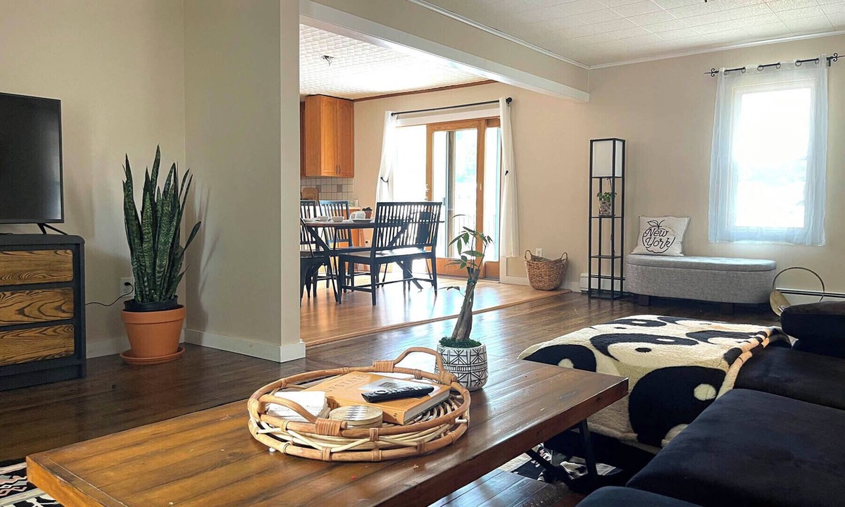 Forestburgh House | Cozy Creek House in Forestburgh