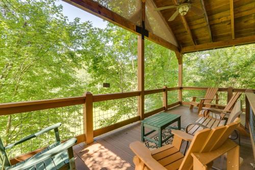 Hayesville House | Cozy Creekside Cabin w/Fire Pit & Views!