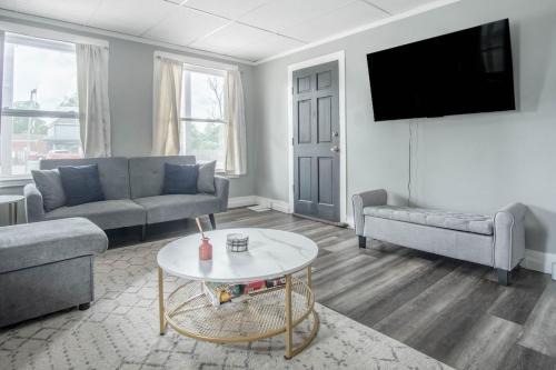 Croghan Apartment | Cozy Croghan Apartment