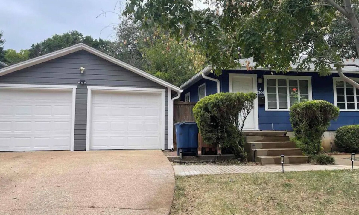 Westfield House | Cozy Deep Eddy Bungalow #A Near UT and Downtown ATX