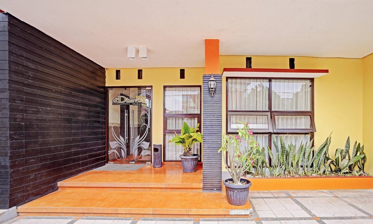 Padang House | Cozy Double Escape W/Free WiFi and Parking