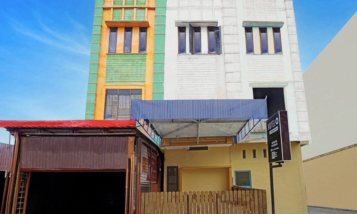 Medan House | Cozy Double Escape W/Free WiFi and Parking