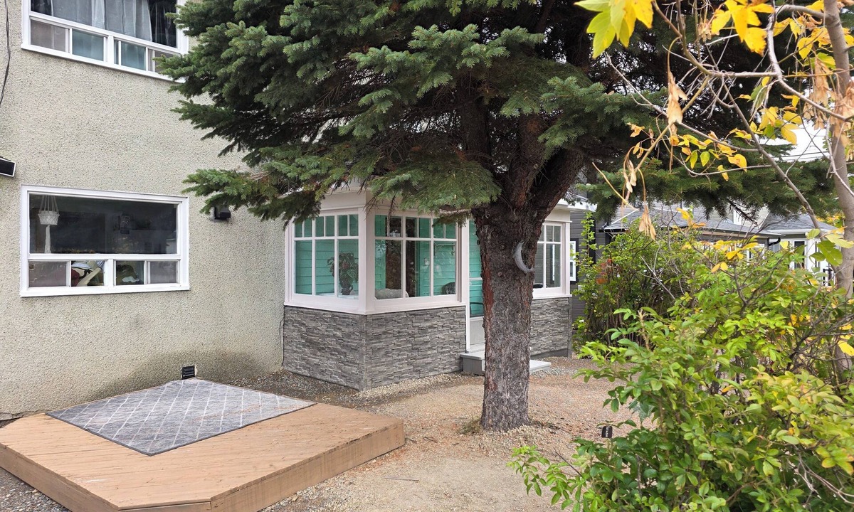 Campbellton Apartment | Cozy DowntownnCampbellton - Walk to Cafésn& Shops