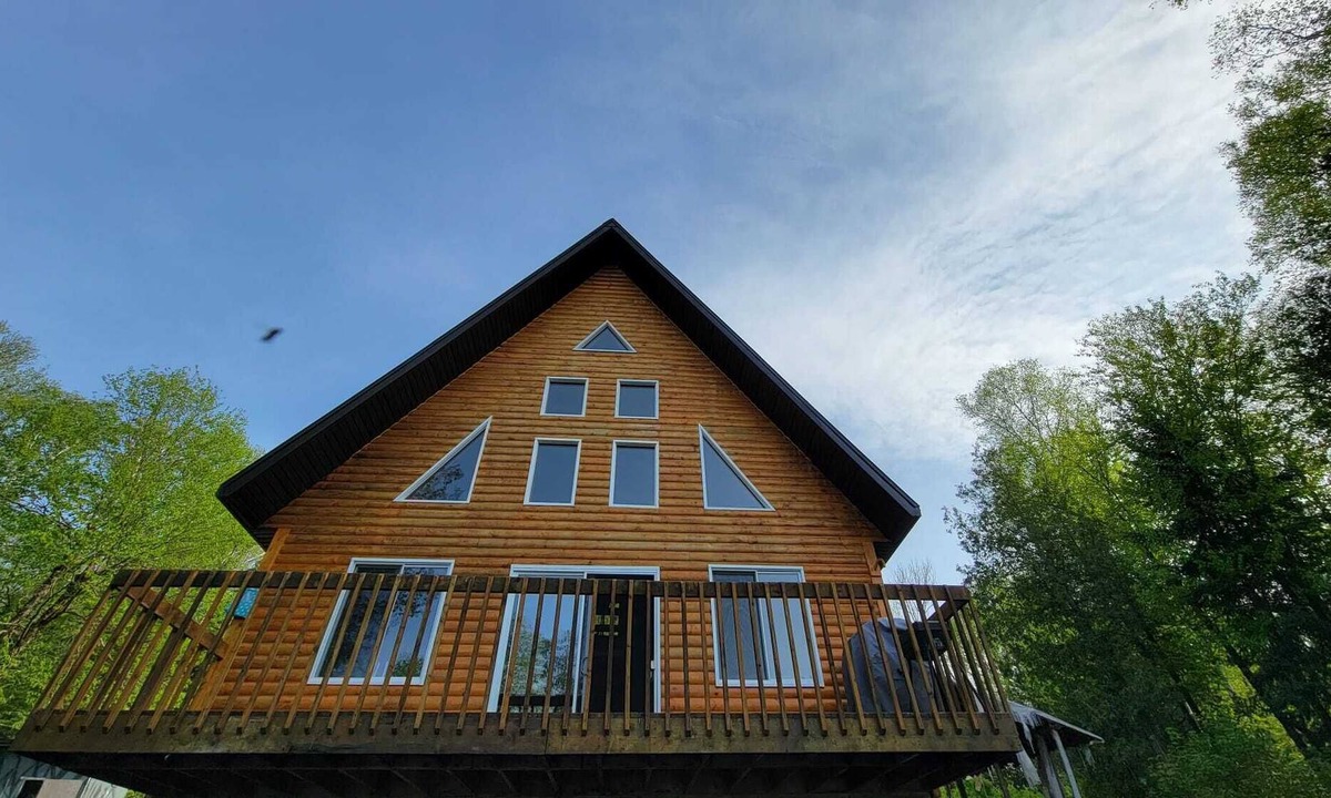 Ferme-Neuve Cabin | Cozy Eco Cabin on Lake