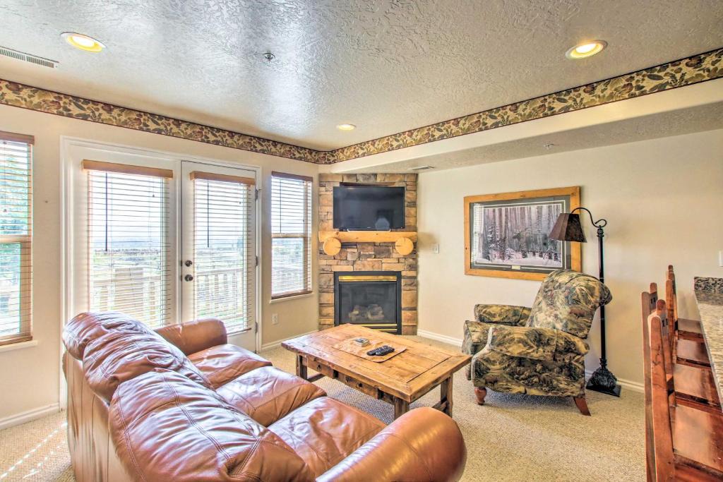 Eden House | Cozy Eden Condo Retreat < 6 Mi to Ski Resort!