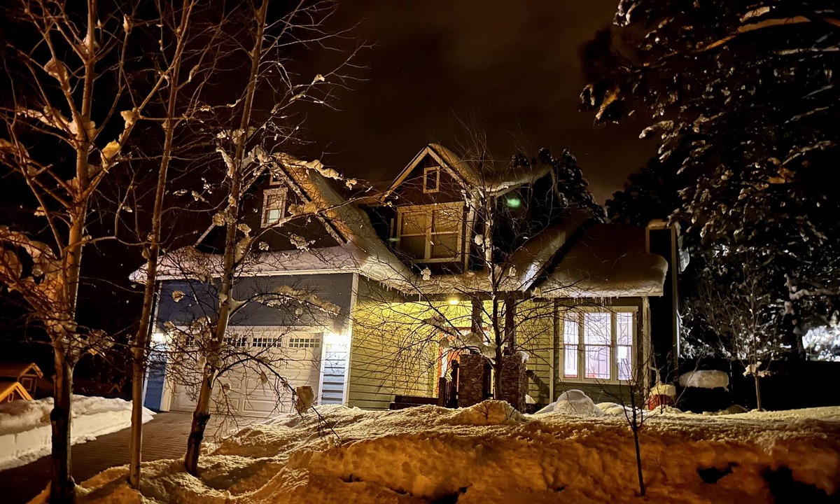 Ponderosa Trails House | Cozy Elegant home close to sledding-snow park