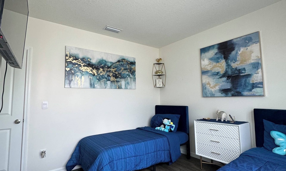 Waterford House | 𝗖𝗼𝘇𝘆 𝗘𝗻𝘁𝗶𝗿𝗲 𝗛𝗼𝗺𝗲🪴🏡⛲️