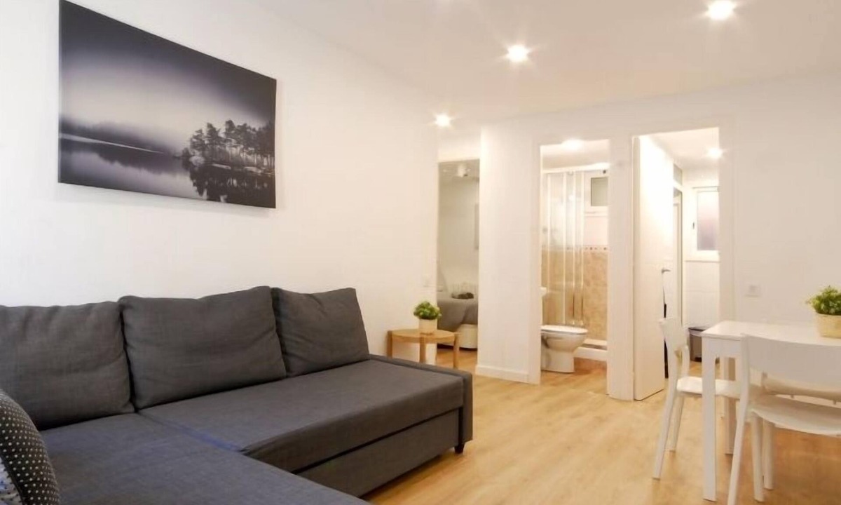 El Port Apartment | Cozy apartment near Barcelona