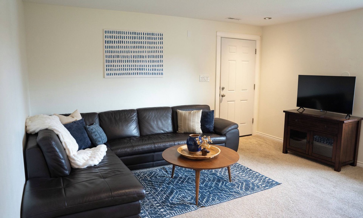 Eugene House | Cozy EUG 2BR on quiet street close to it all!