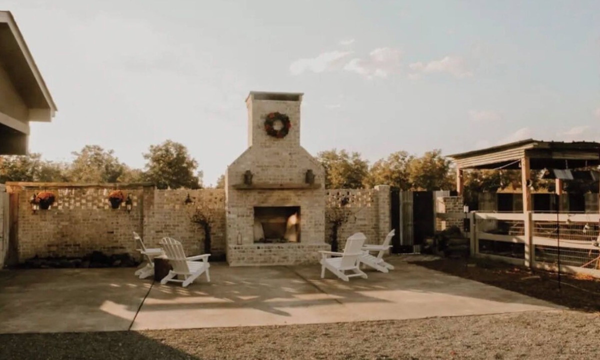 Fort Valley House | Cozy family home