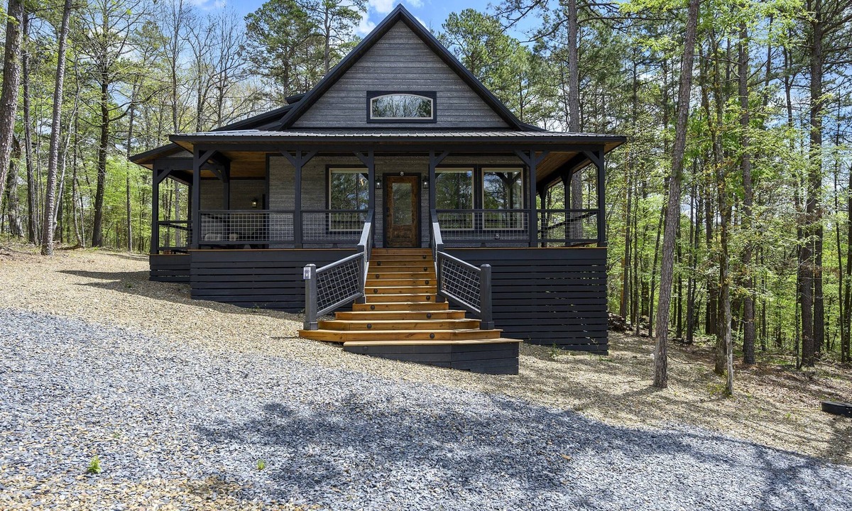 Octavia Cabin | Cozy Forest Cabin w/Nature Views & Peaceful Vibes | Feels Like Colorado
