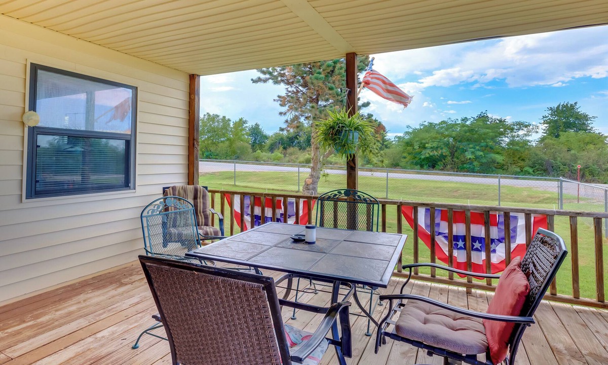 Fort Cobb Cabin | Cozy Fort Cobb Home Rental Near Lake Access!