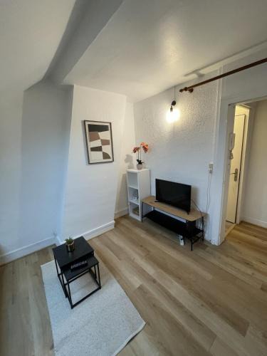 Quartier Pasteur Apartment | Cozy, fully equipped apartment - Downtown Rouen - 4 people