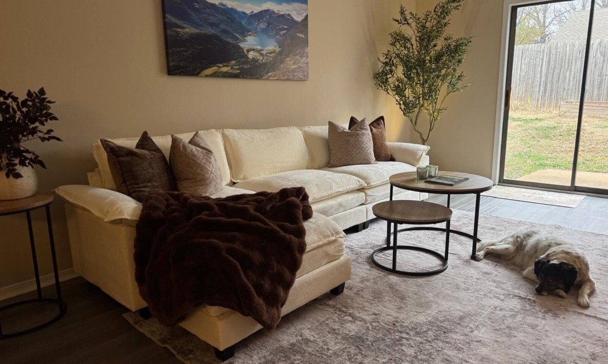 Fayetteville House | Cozy fully furnished modern duplex for rent