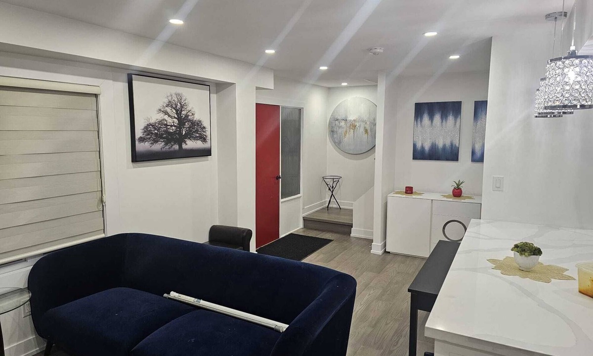 Cookstown House | Cozy Fully Furnished Home Exclude Basement