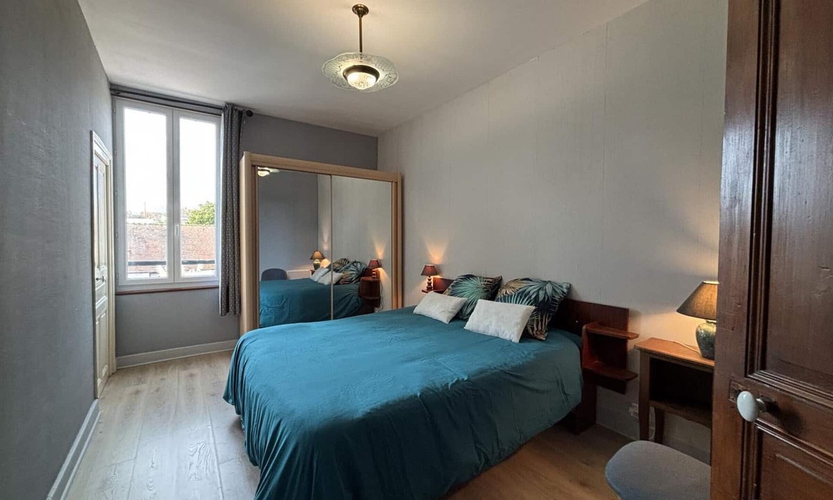 Saint-Gerand-le-Puy Cottage | Cozy gîte ideal for 2 guests - Central location