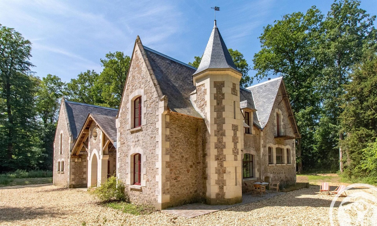 Le Vieil-Bauge Cottage | Cozy gîte in Maine-et-Loire, pets allowed