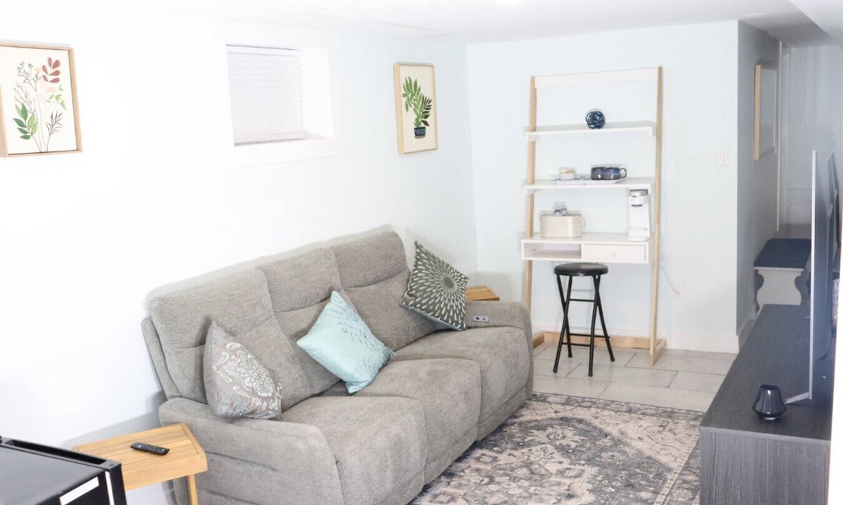 Montclair Apartment | Cozy Garden-Level Suite