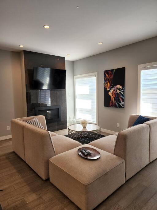 Kensington Apartment | Cozy Gem of Down town