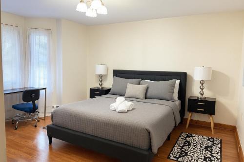 Winter Hill Apartment | Cozy Get Away Somerville