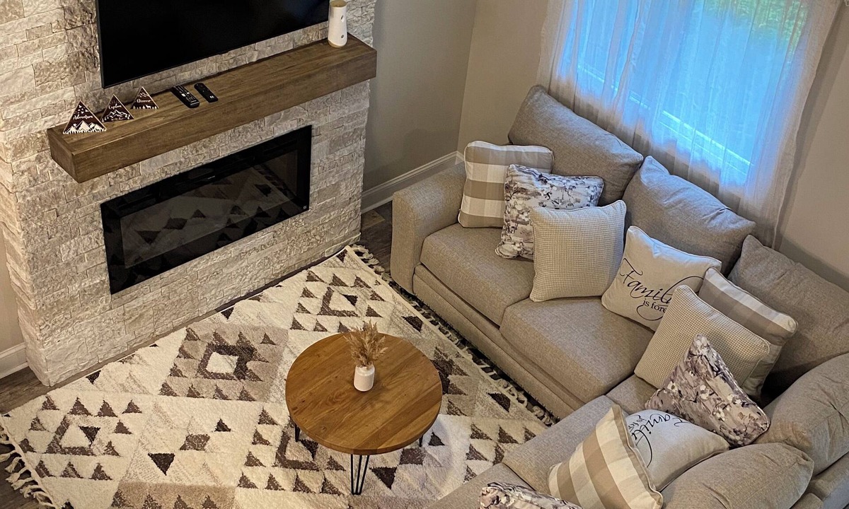 Vernon Condo | Cozy Getaway By Mountain Creek