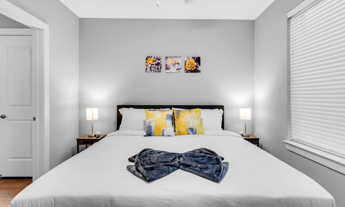 Fort Worth Apartment | Cozy getaway home away from home!