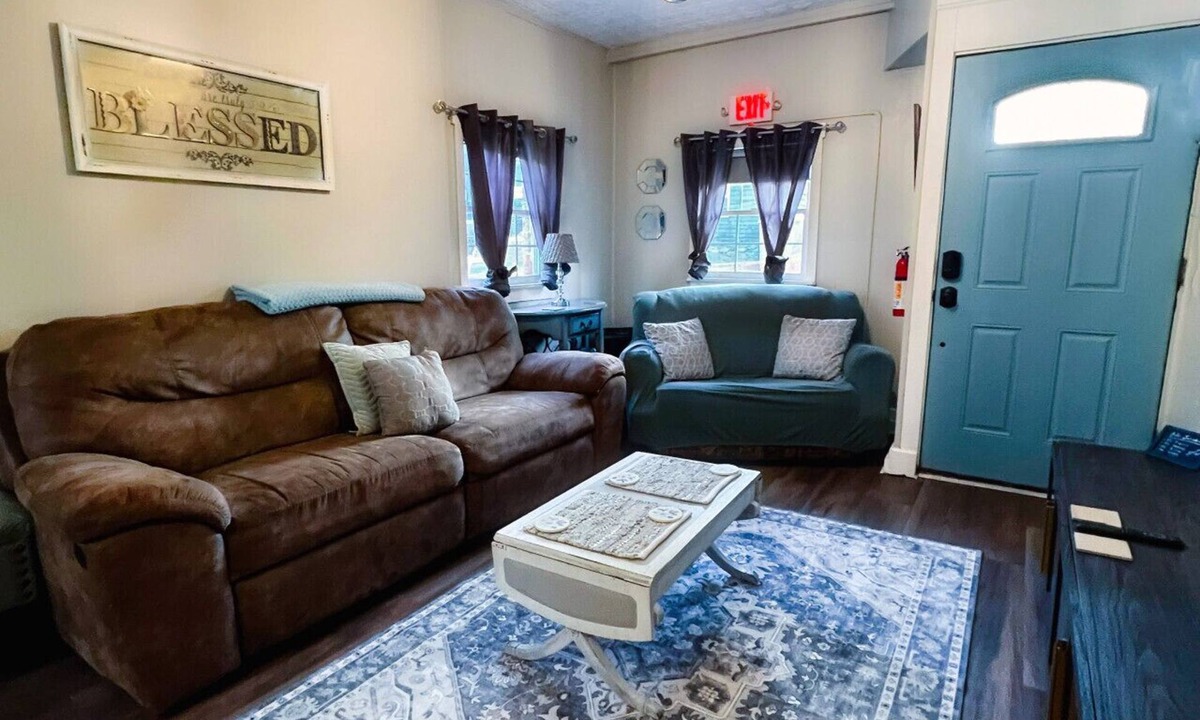 Brunswick Apartment | Cozy Getaway near Harper`s Ferry, C&O & Potomac