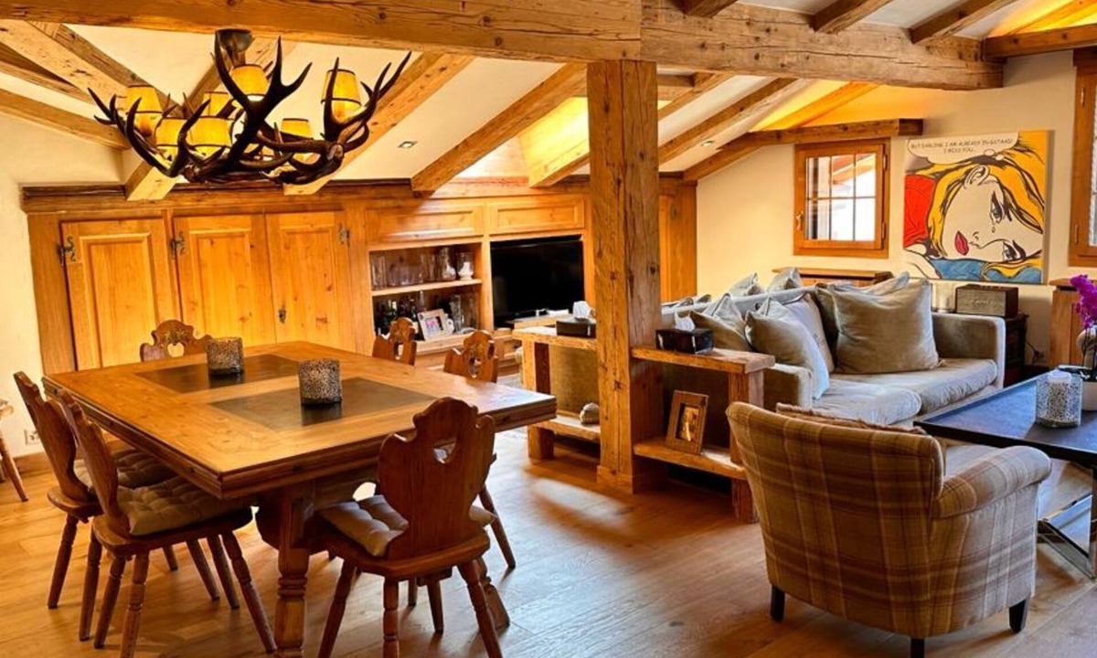 Gstaad Villa | Cozy Gstaad Chalet With Modern Touch
