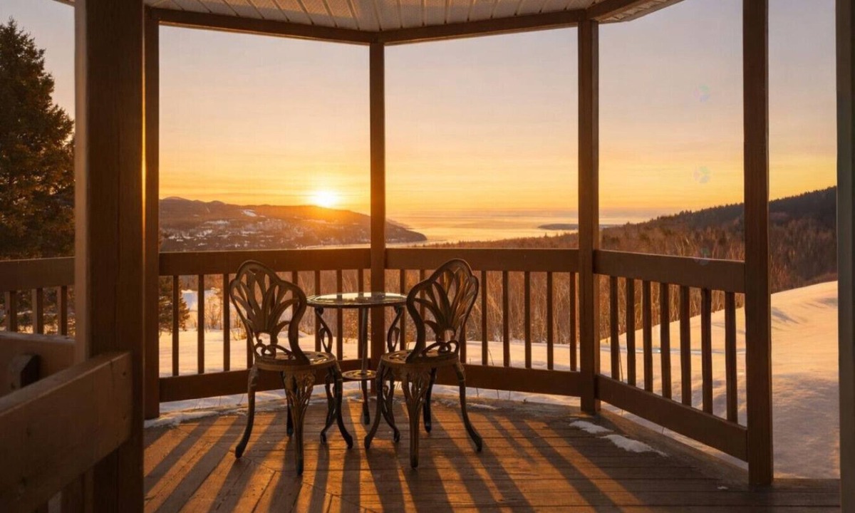 Baie-St-Paul House | Cozy Haven w/Spa & Stunning Views