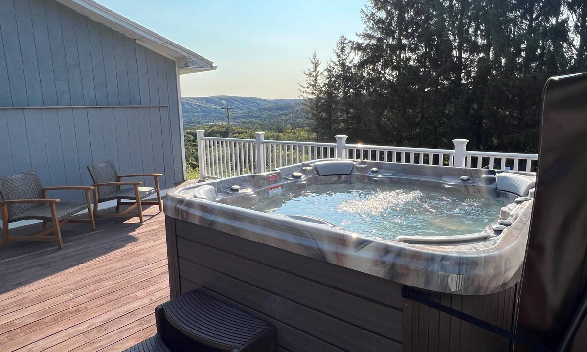 Ellicottville House | Cozy Hillside Retreat- Hot Tub with Amazing Views